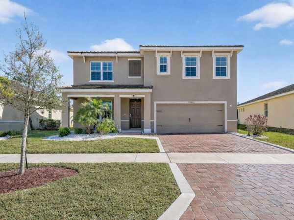 10493 SW Toren Way, Port St. Lucie, FL 34987