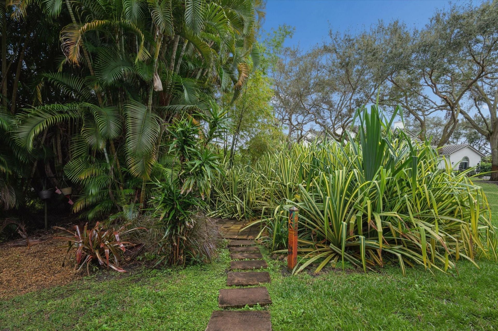 830 NW 122nd Ave, Plantation, FL 33325 Photo