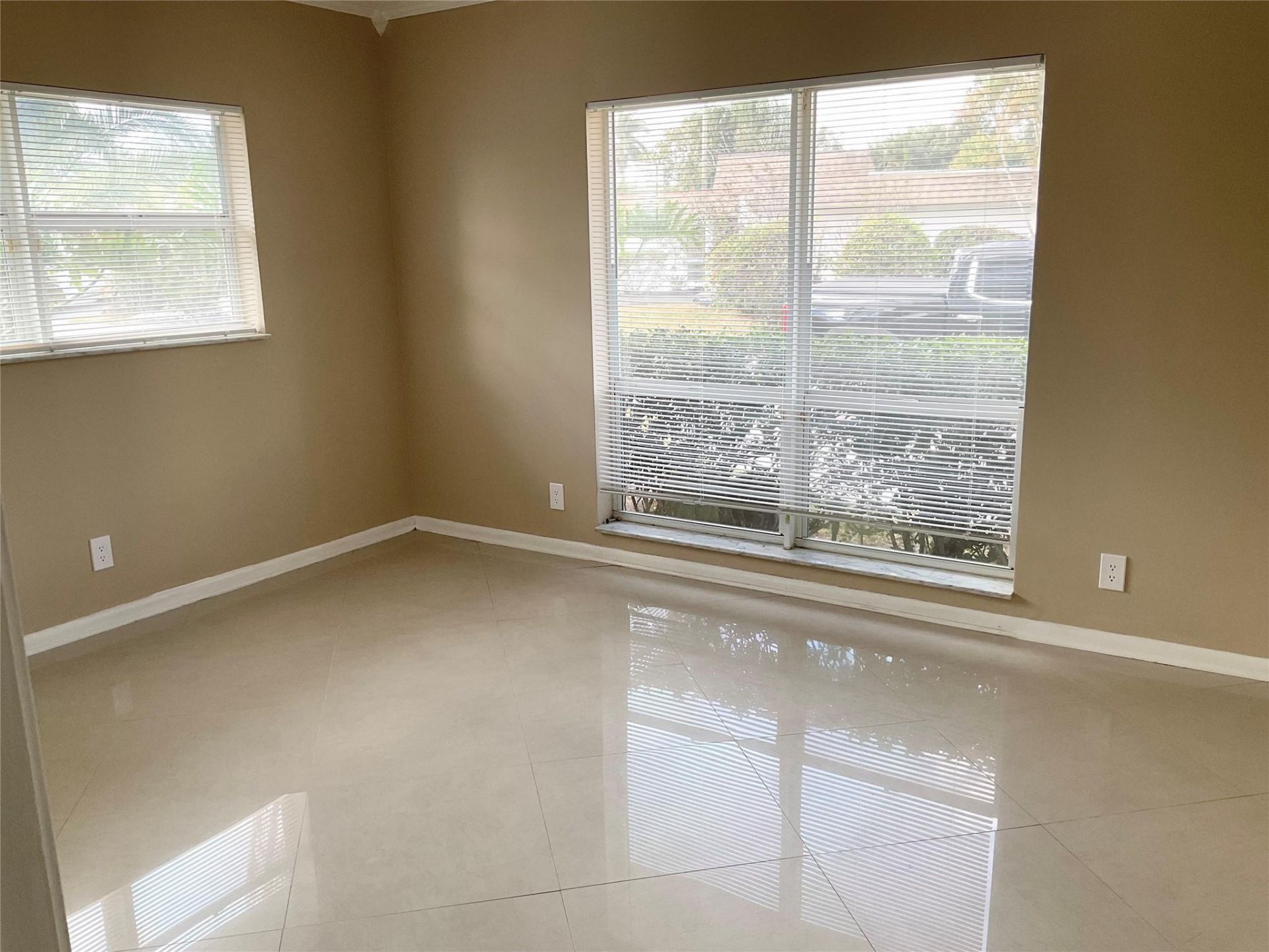 4602 Norfolk Island Pine Drive, Tamarac, FL 33319 Photo