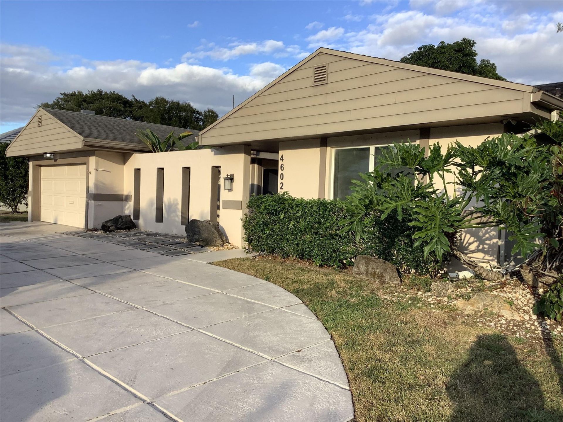 4602 Norfolk Island Pine Drive, Tamarac, FL 33319 Photo