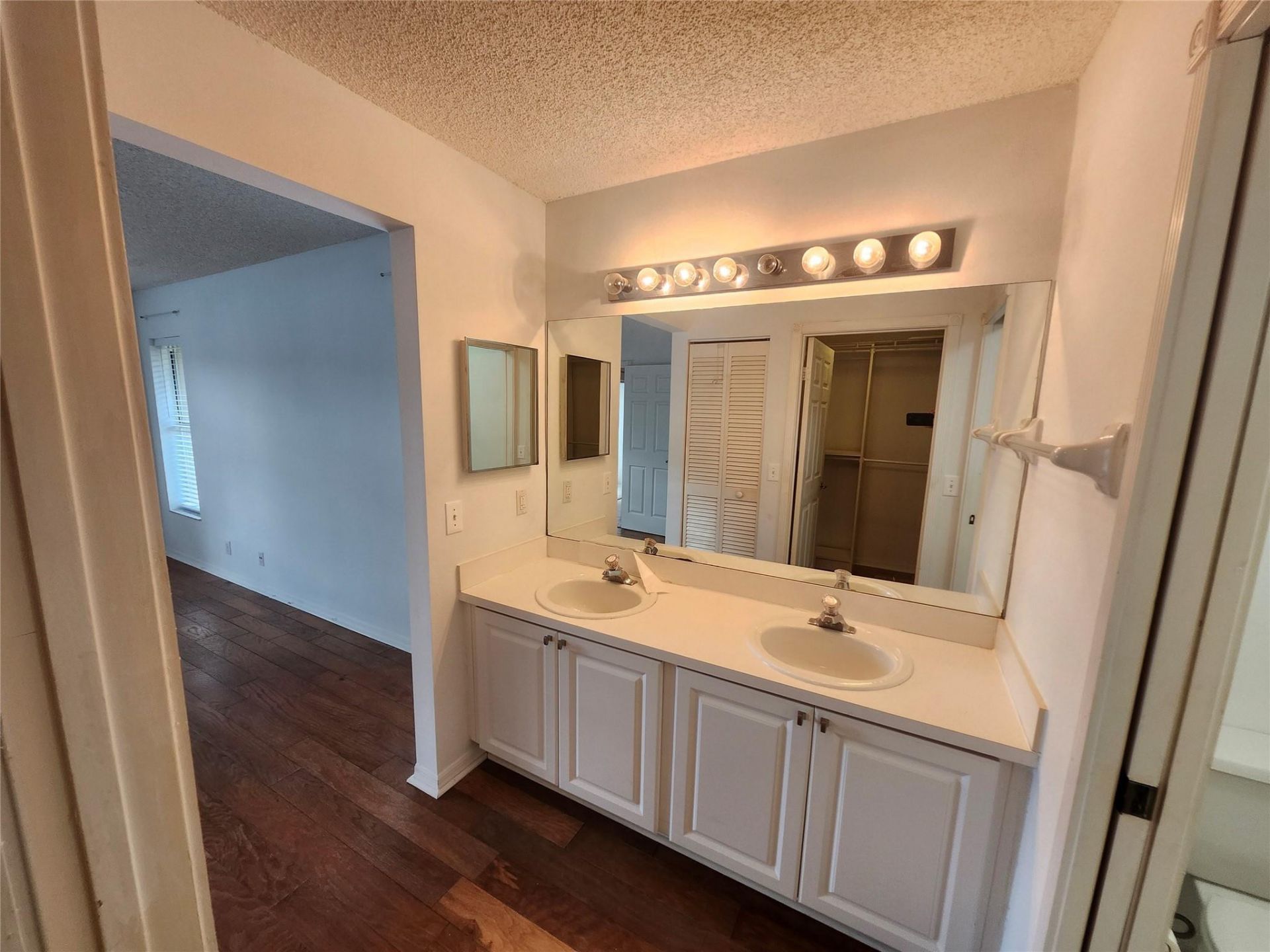 3802 NW 122nd Terrace, Sunrise, FL 33323 Photo