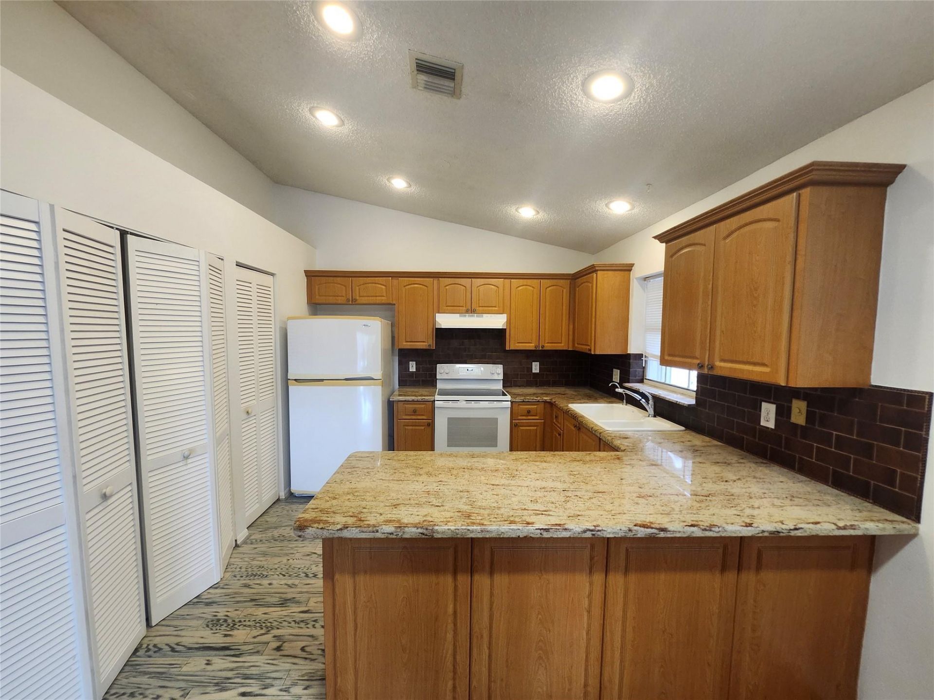 3802 NW 122nd Terrace, Sunrise, FL 33323 Photo