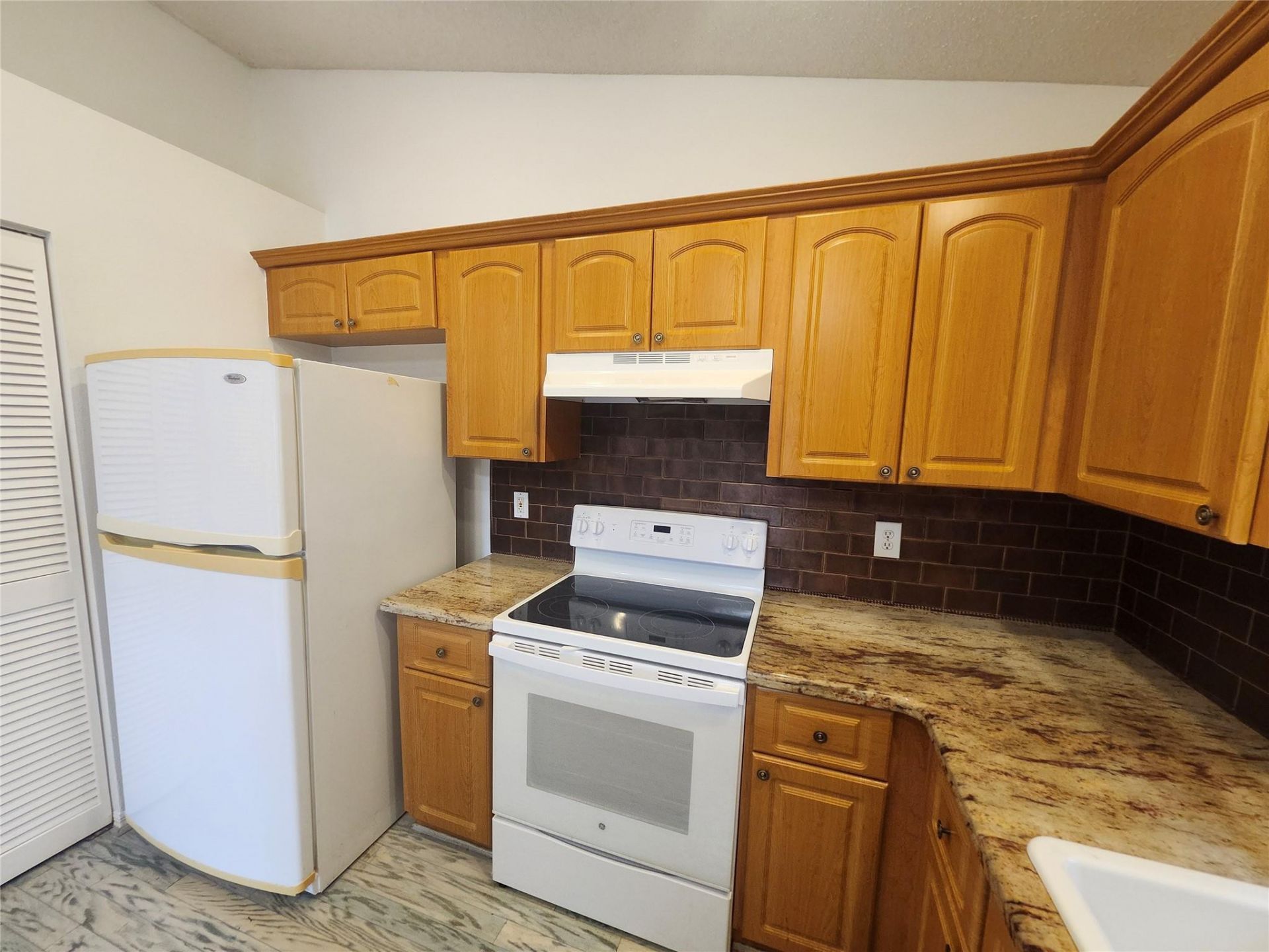 3802 NW 122nd Terrace, Sunrise, FL 33323 Photo