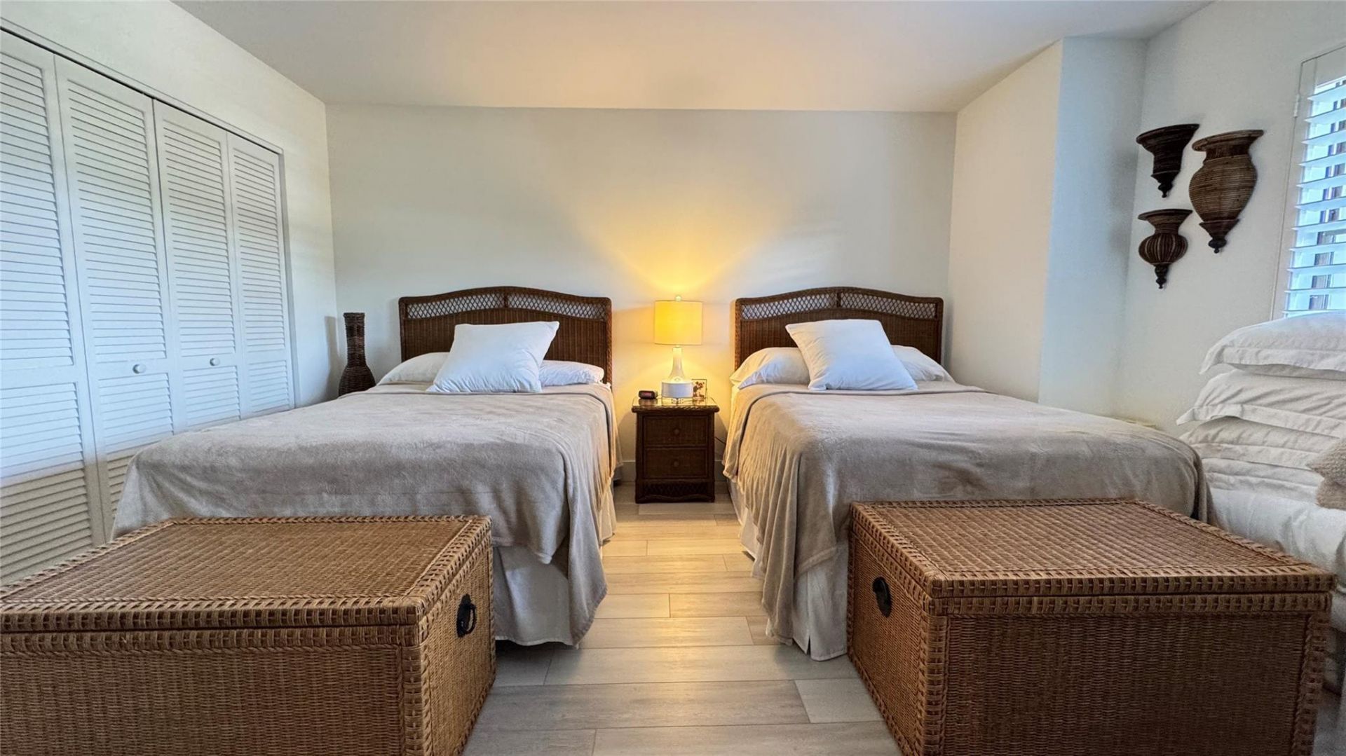 5100 N Ocean Boulevard, Unit 313, Lauderdale by the Sea, FL 33308 Photo