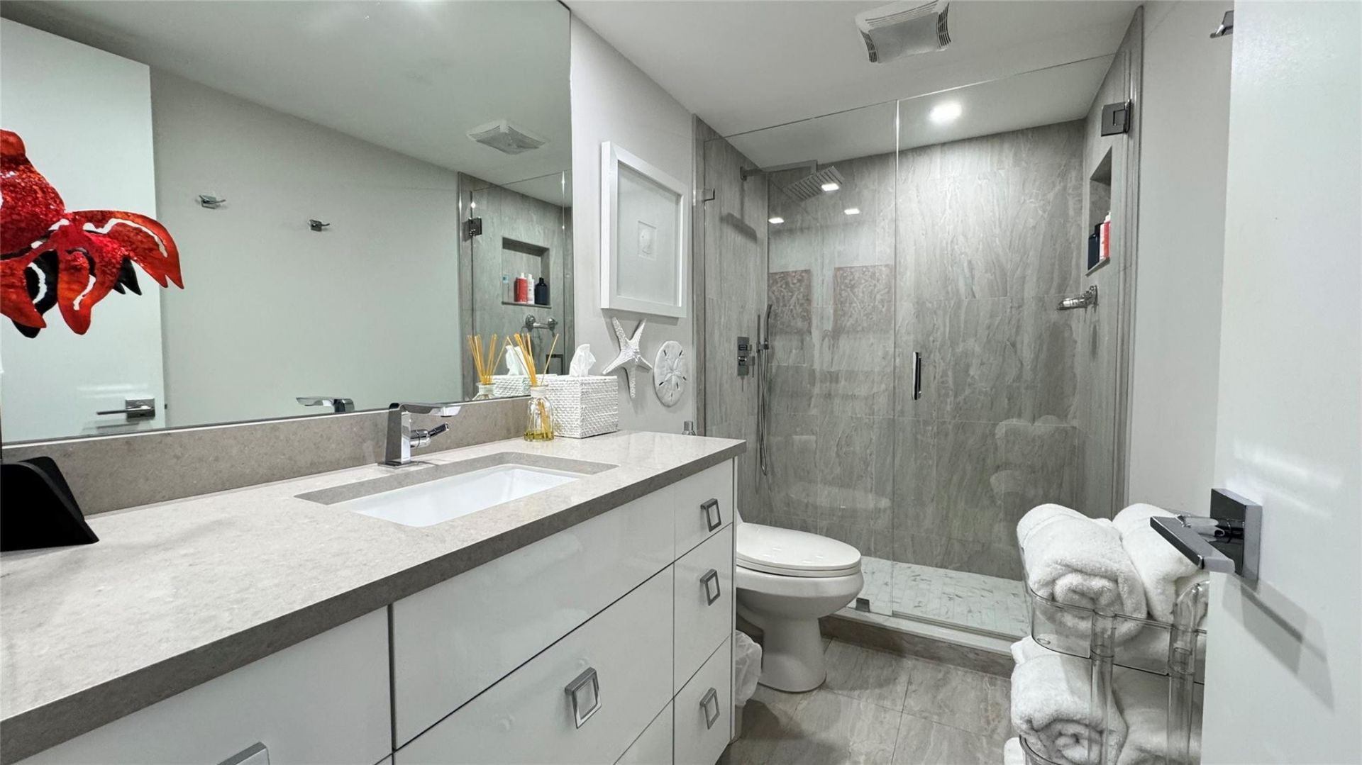 5100 N Ocean Boulevard, Unit 313, Lauderdale by the Sea, FL 33308 Photo