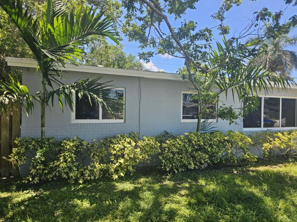 3340 SW 18th Street, Fort Lauderdale, FL 33312