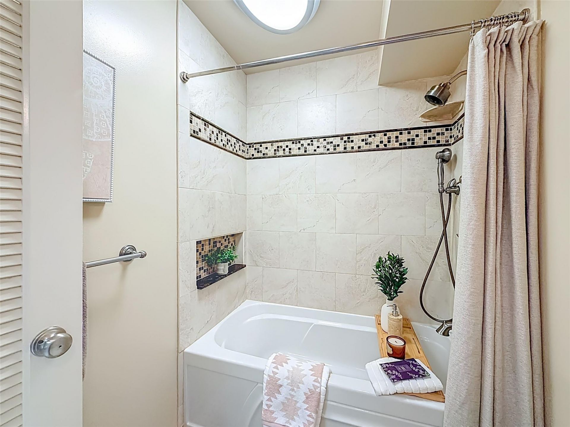 13 Royal Palm Way, Unit 101, Boca Raton, FL 33432 Photo