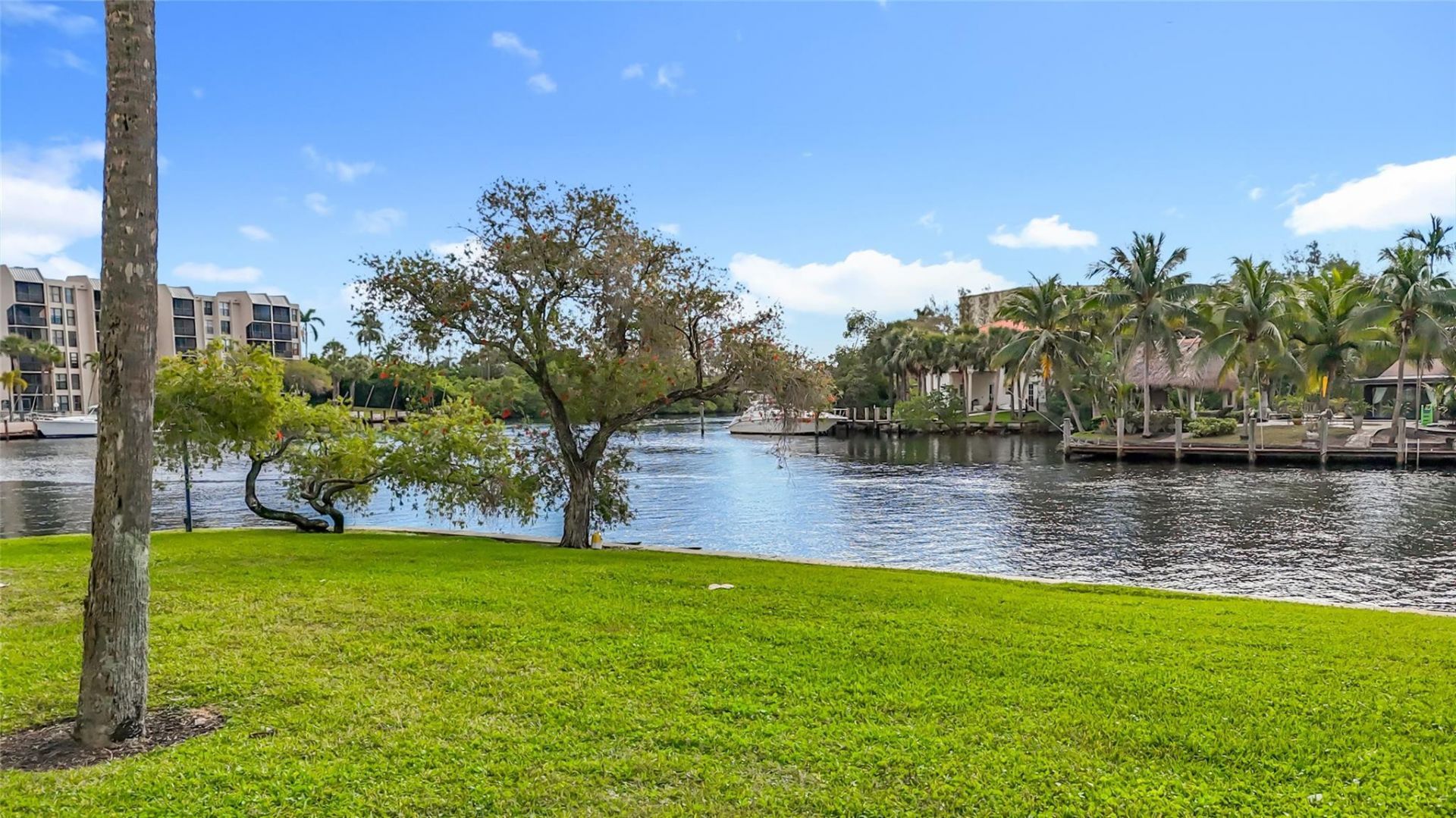 13 Royal Palm Way, Unit 101, Boca Raton, FL 33432 Photo