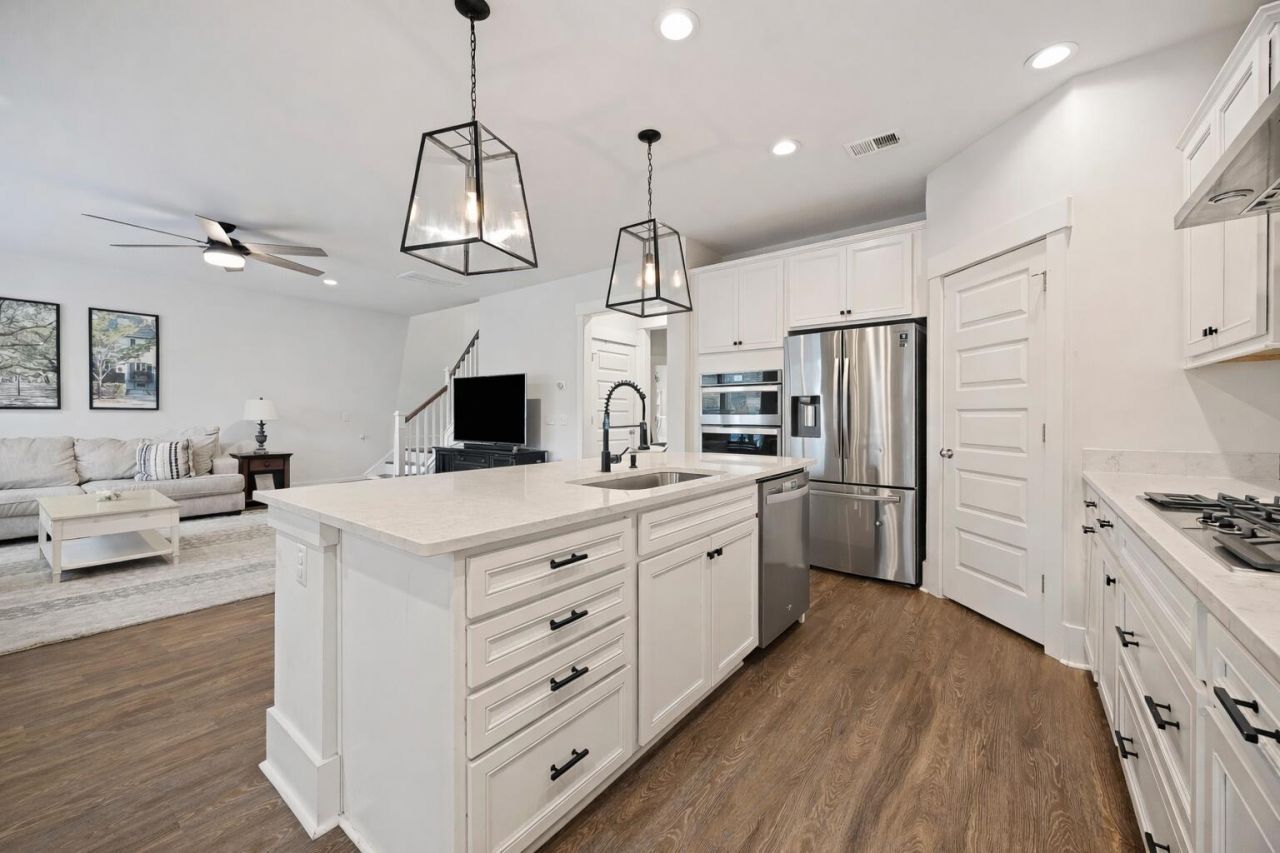 2025 Utsey Street Photo 10