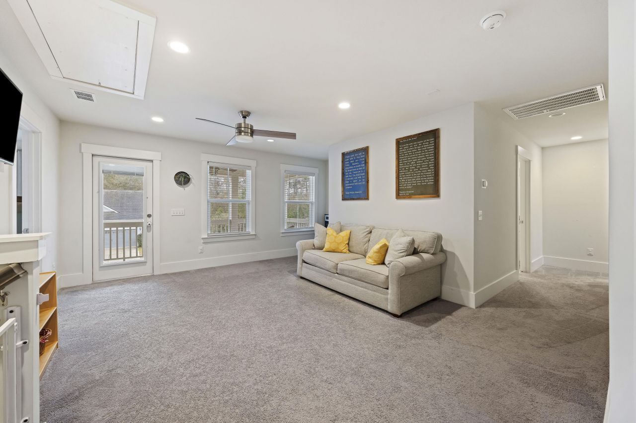 2025 Utsey Street Photo 25