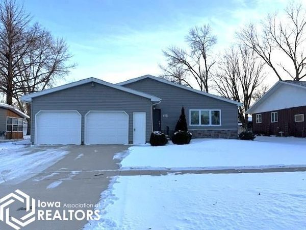 1420 E Lucas Street, Algona, IA 50511