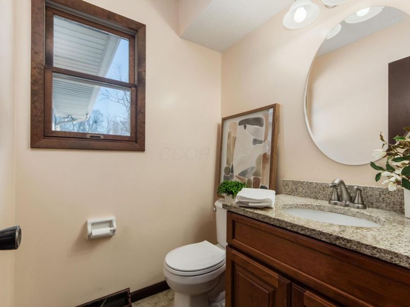 440 Colony Place, Columbus, OH 43230 Photo 21