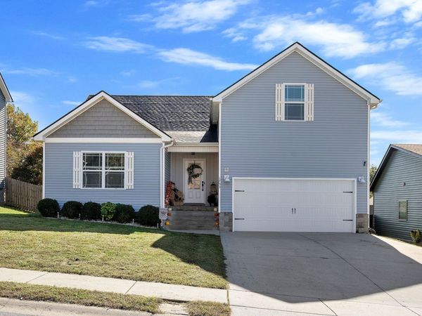 1753 Rains Rd, Clarksville, TN 37042