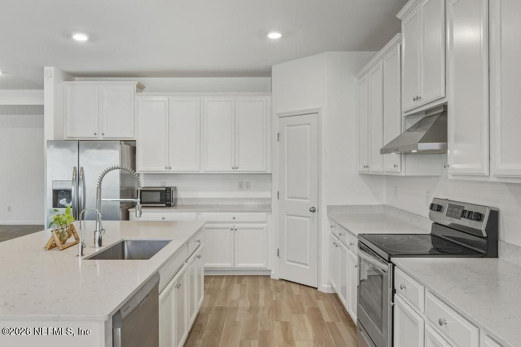 9899 Ansley Lake Drive, Jacksonville, FL 32222 Photo