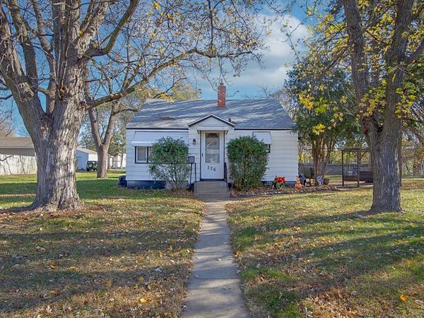 226 32nd Avenue N, Saint Cloud, MN 56303