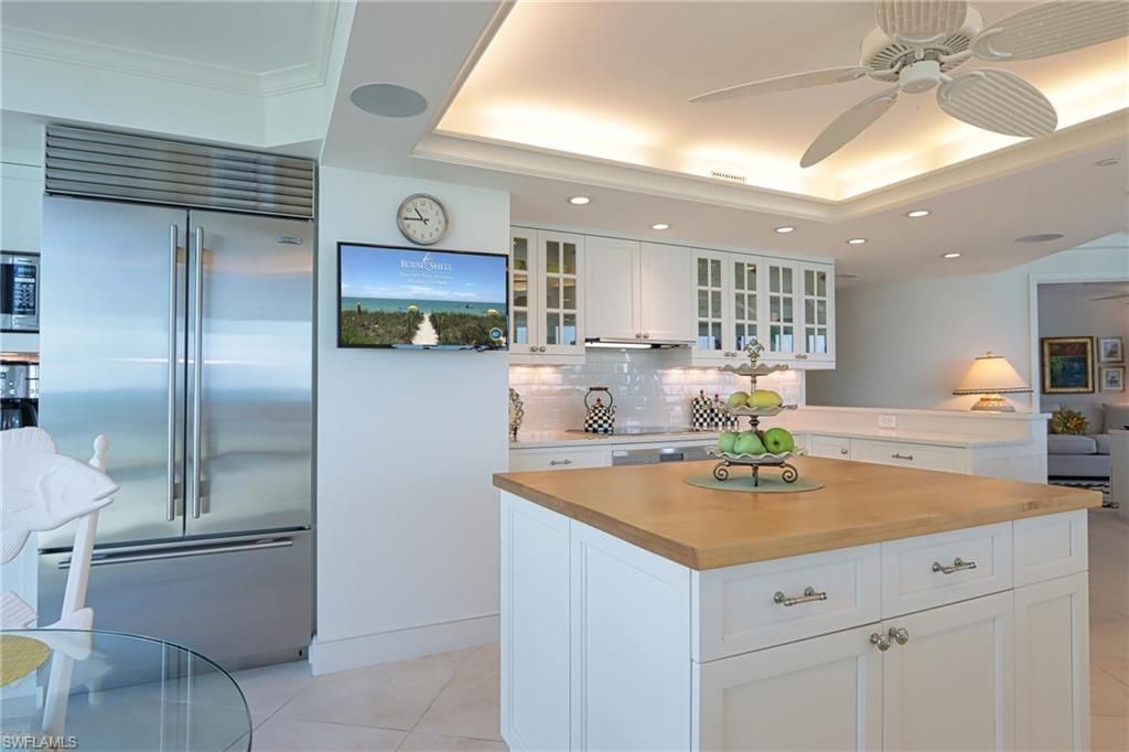 4651 Gulf Shore Blvd N, Unit 504, Naples, FL 34103 Photo