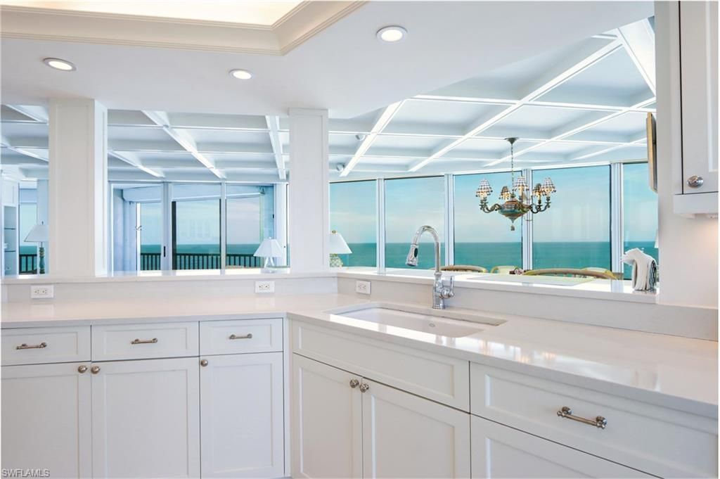 4651 Gulf Shore Blvd N, Unit 504, Naples, FL 34103 Photo