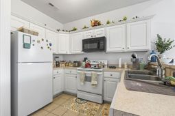 248 Sun Colony Blvd.  photo 4