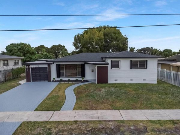 14431 NW 13th Rd , Miami, FL 33167