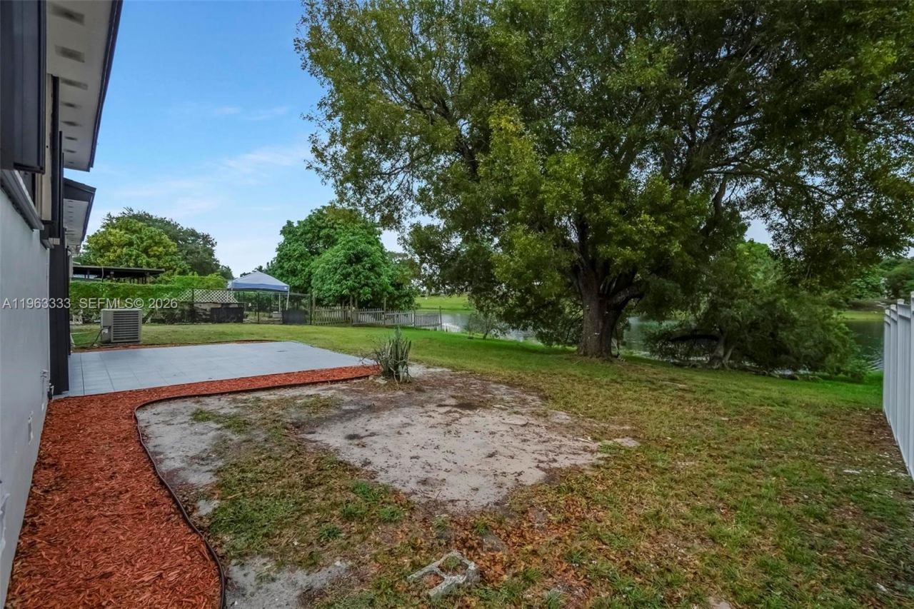 14431 NW 13th Rd , Miami, FL 33167 Photo