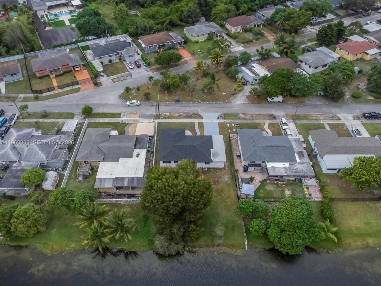 14431 NW 13th Rd , Miami, FL 33167 Photo