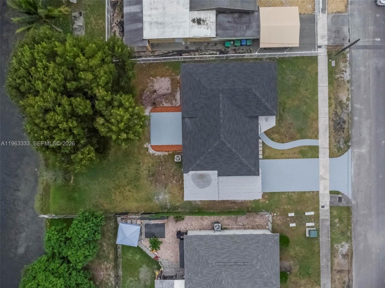 14431 NW 13th Rd , Miami, FL 33167 Photo