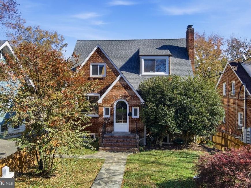 8209 Flower Avenue, Takoma Park, MD 20912 Main Photo