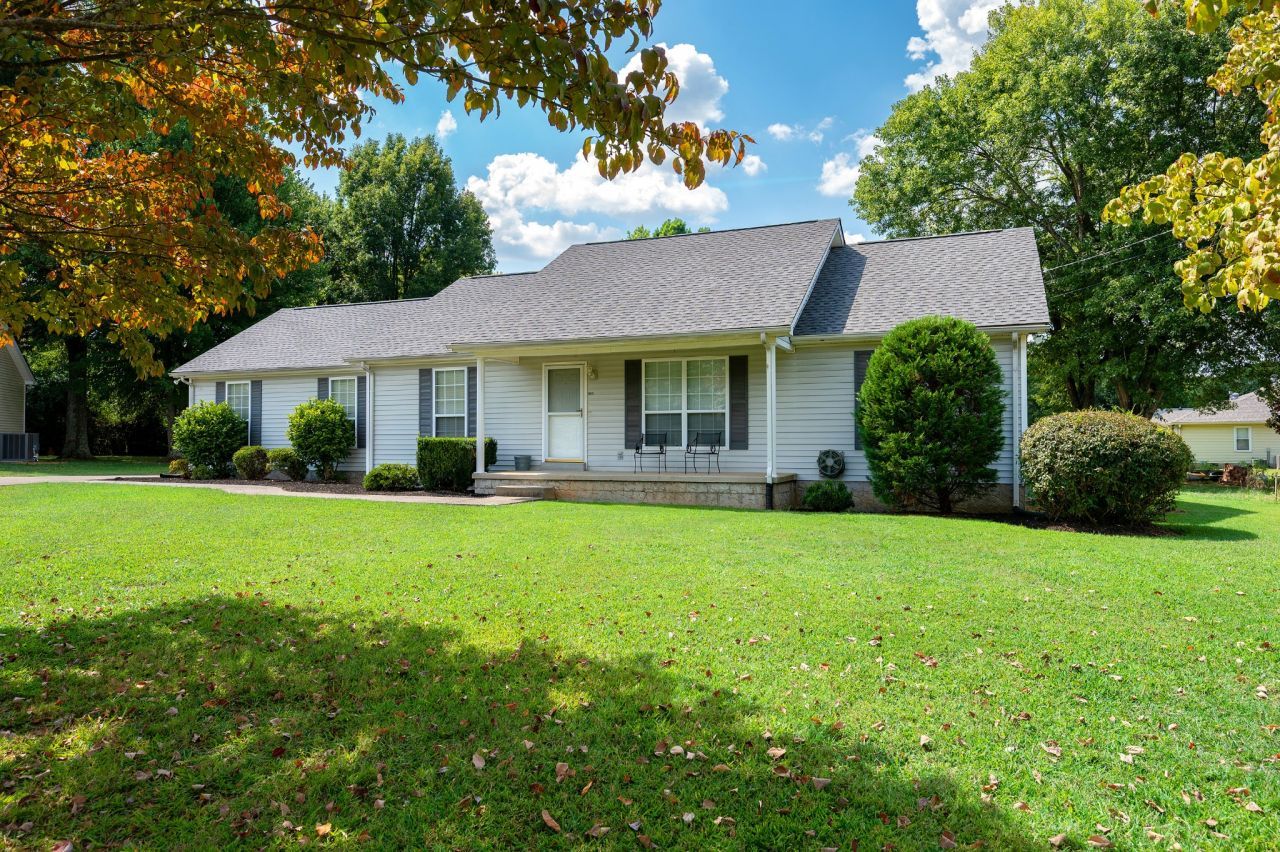 1026 Gary Ct, Murfreesboro, TN 37128 Main Photo