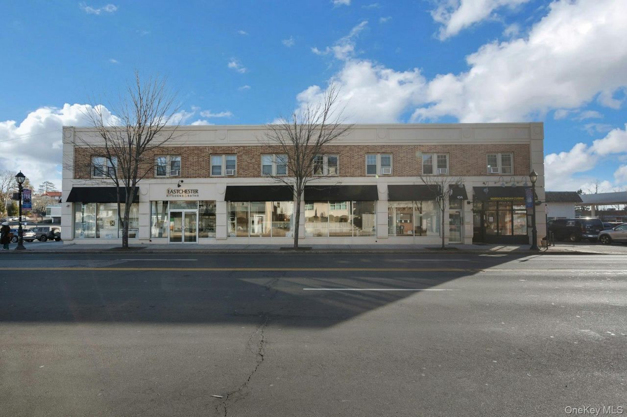 434 White Plains Road, Eastchester, NY 10709 Main Photo