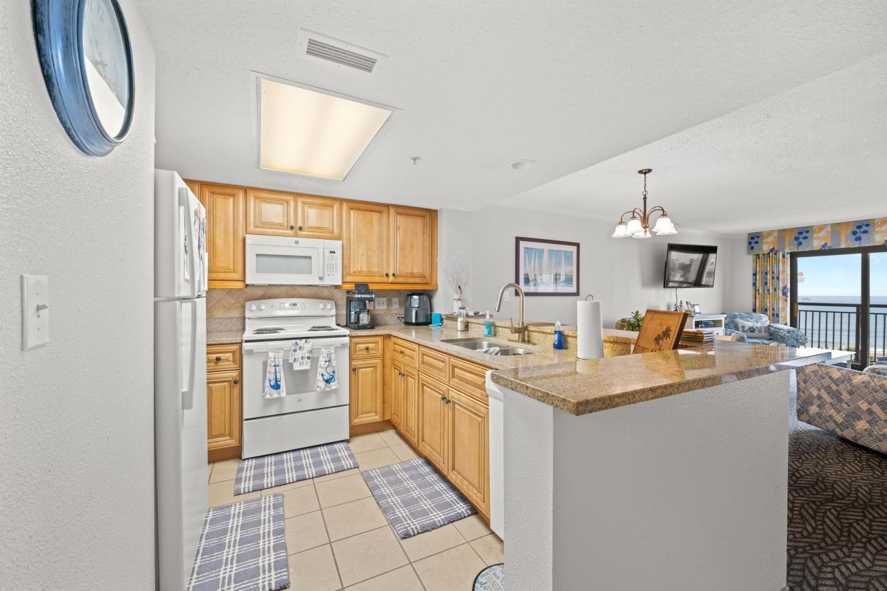 7100 N Ocean Blvd.  Photo 7