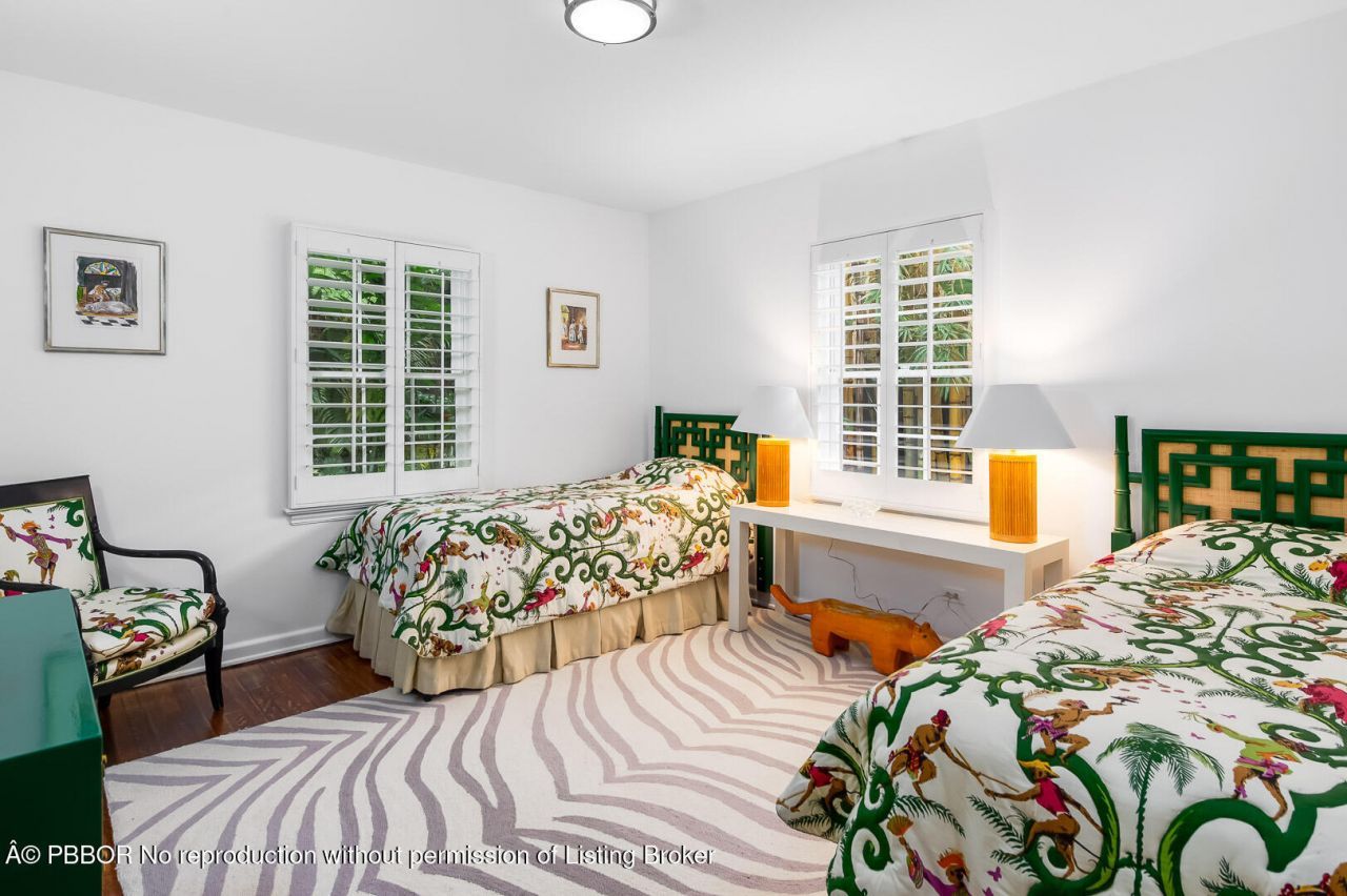 425 Seaspray Avenue, Palm Beach, FL 33480 Photo