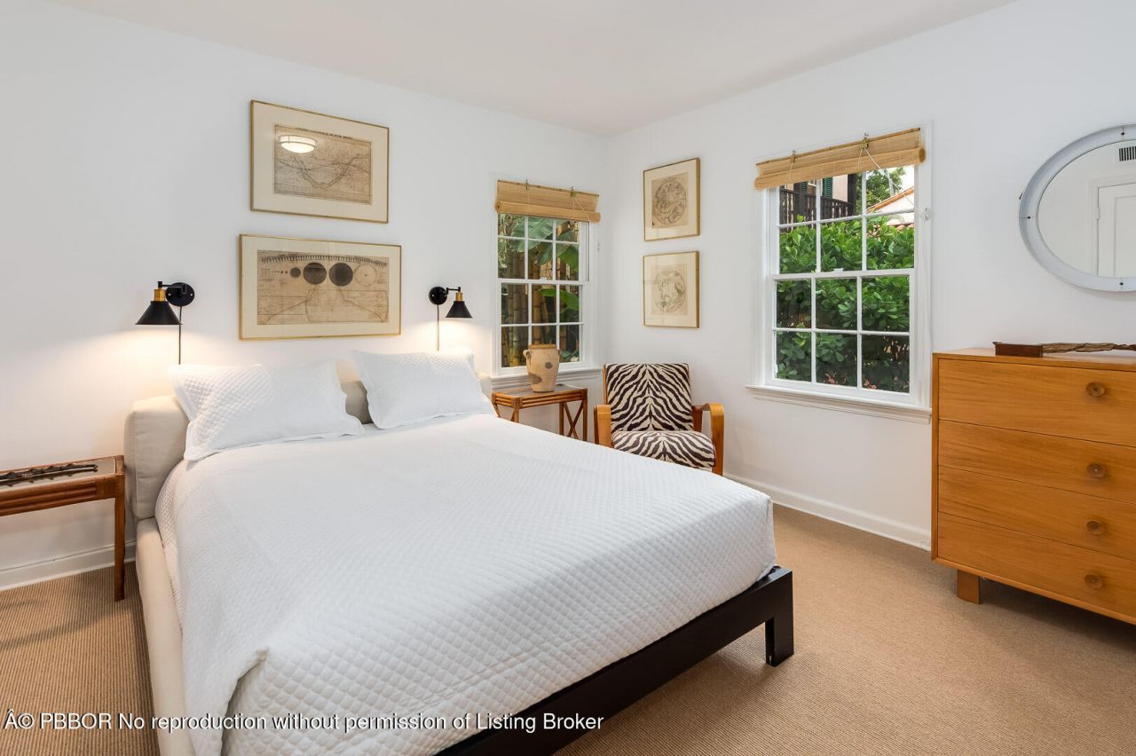 425 Seaspray Avenue, Palm Beach, FL 33480 Photo