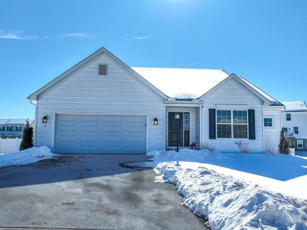 9 STONE MILL RD, DUNCANNON, PA 17020