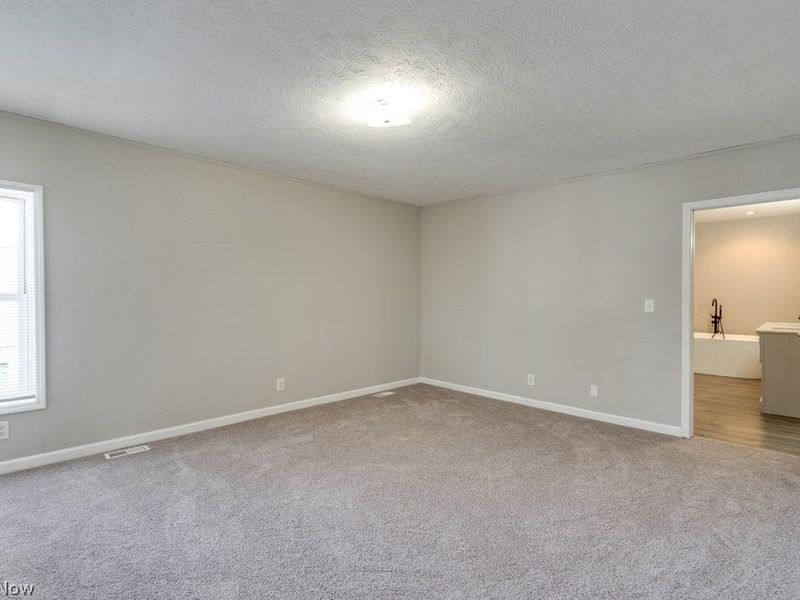 1229 Summit Drive, Mayfield Heights, OH 44124 Photo 14