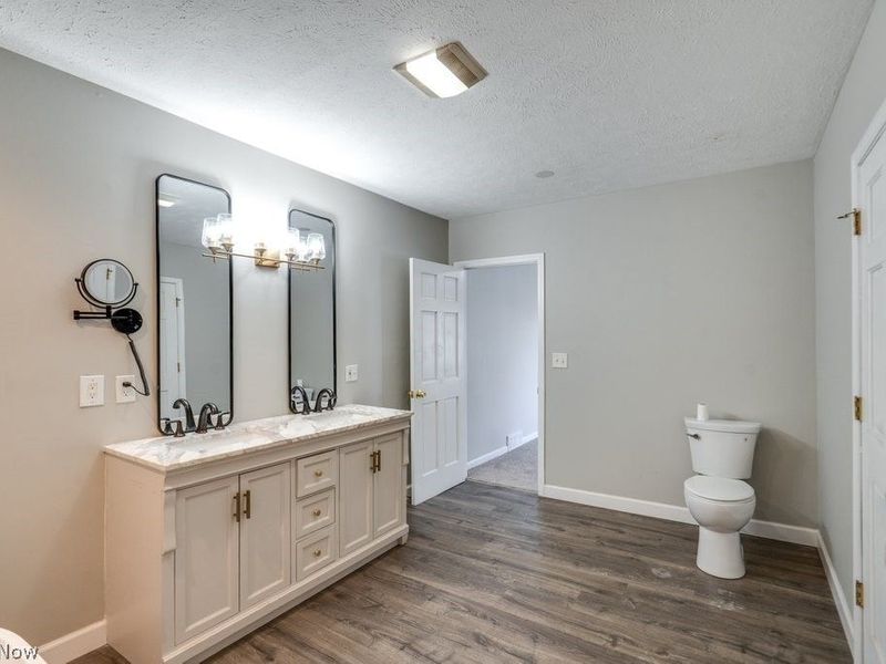 1229 Summit Drive, Mayfield Heights, OH 44124 Photo 19