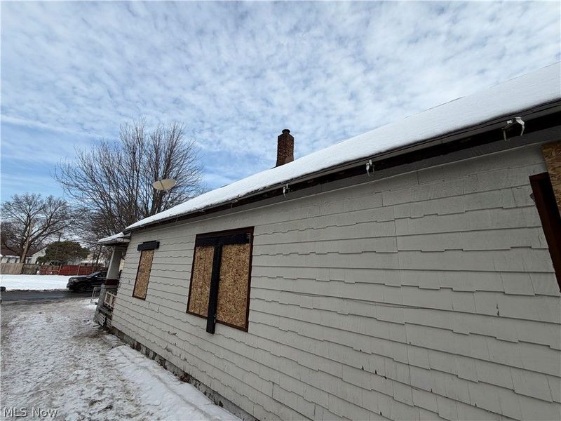 7411 Elton Avenue, Cleveland, OH 44102 Photo 9
