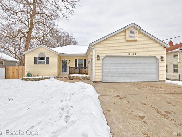 10147 Erie Street, Goodrich Vlg, MI 48438