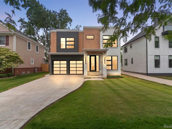 1932 Shipman Boulevard, Birmingham, Mi 48009