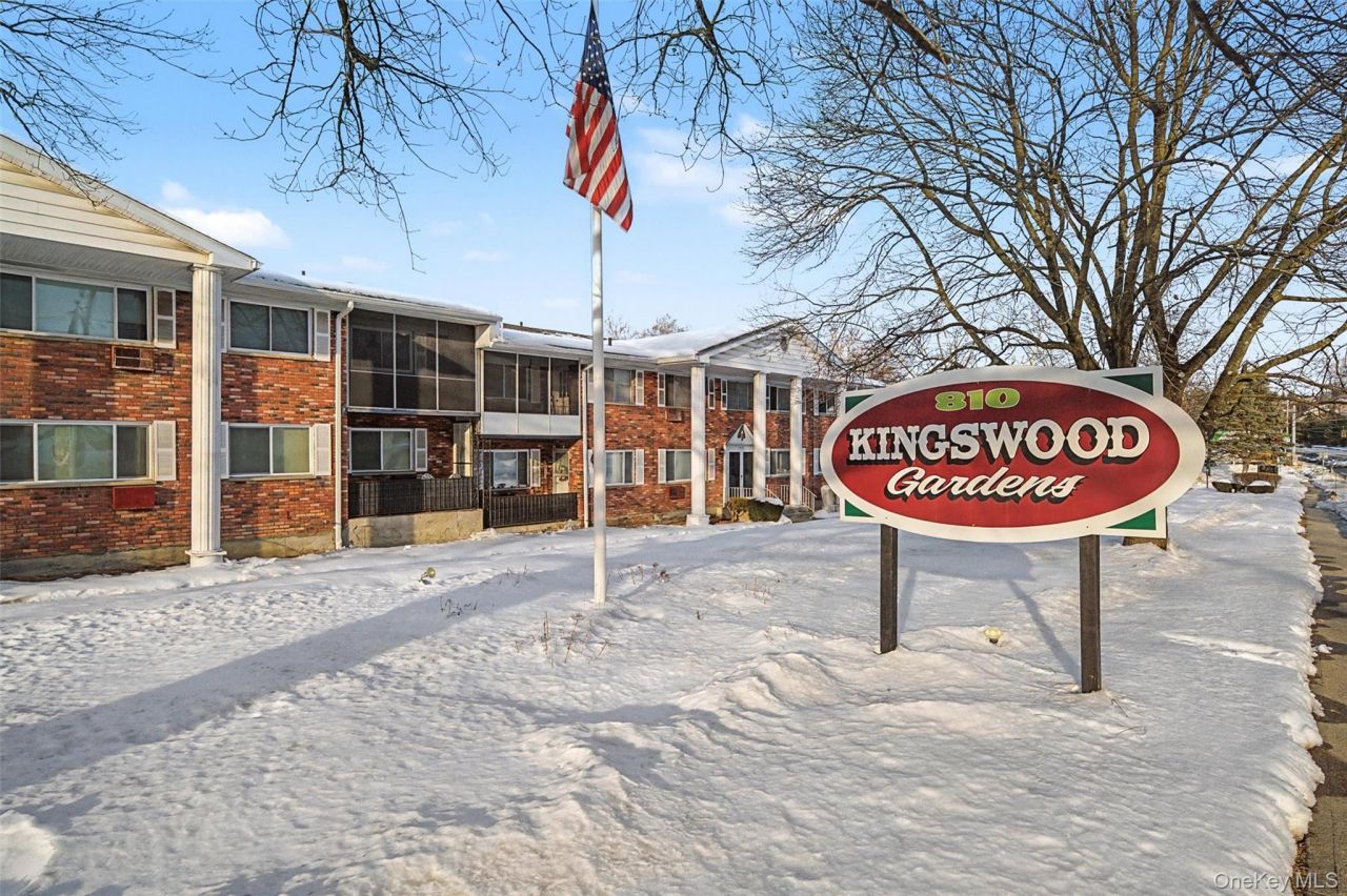 810 Blooming Grove Turnpike, Unit 3, New Windsor, NY 12553 Main Photo