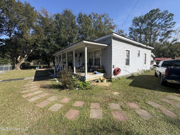 6112 Grierson Street, Moss Point, MS 39563