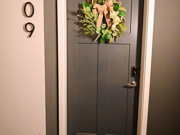 1501 N Windsor Avenue, Unit 309, Cottage Grove, WI 53527