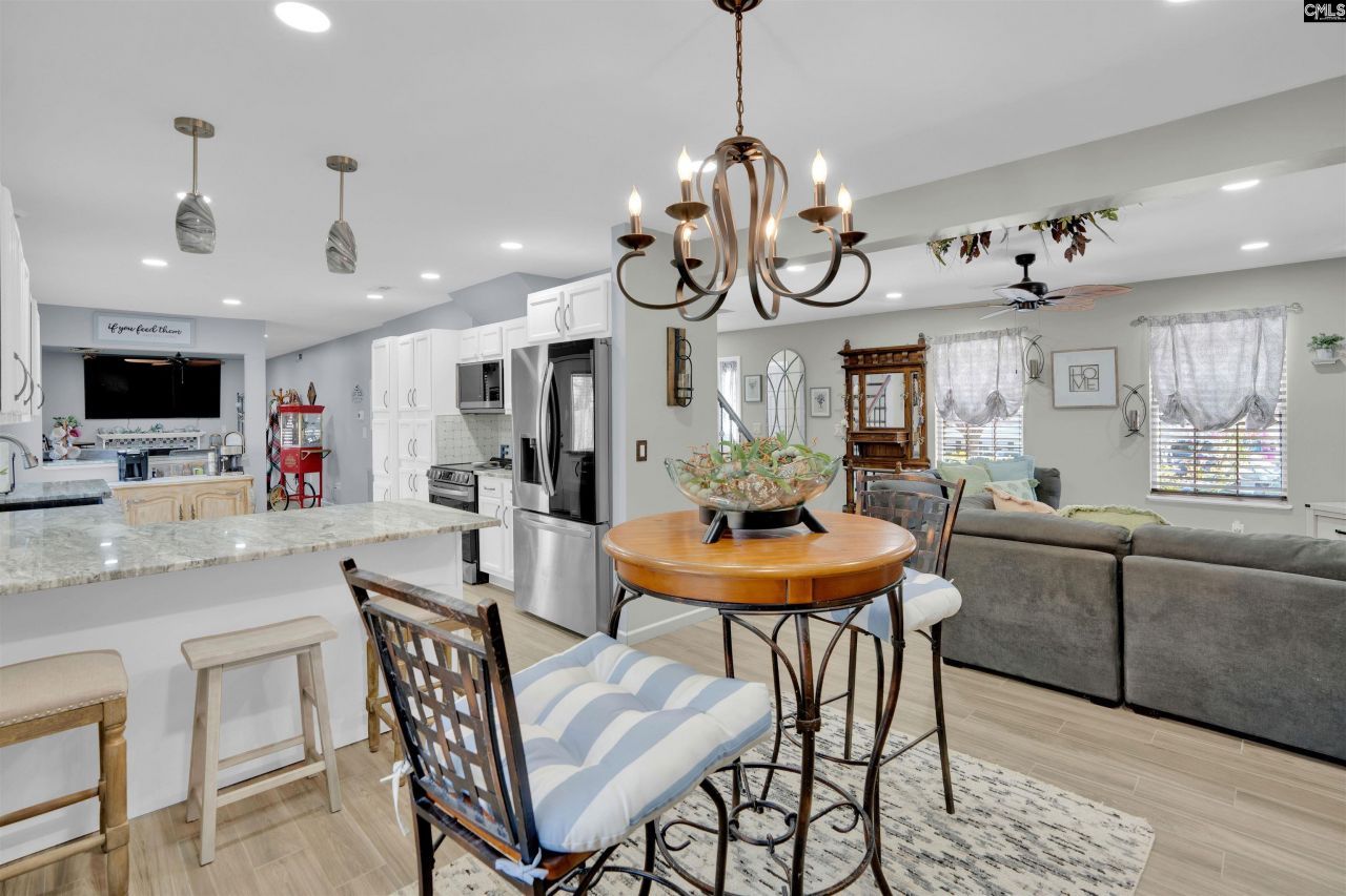 109 Stockland Road  Photo 12