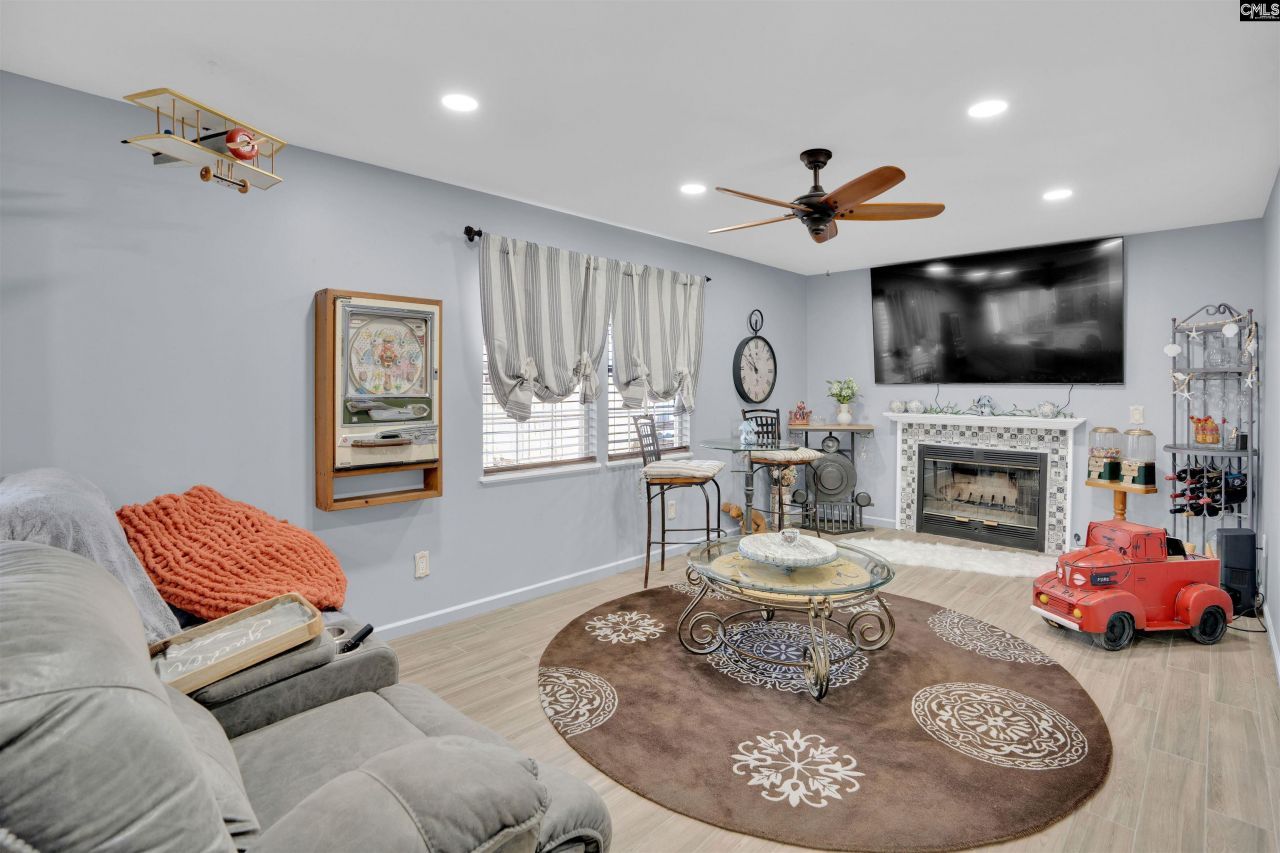 109 Stockland Road Photo 17