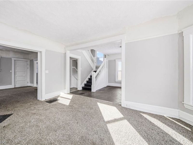 680 E 115th Street, Cleveland, OH 44108 Photo 10