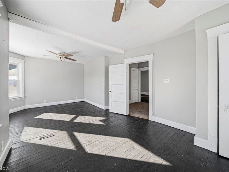 680 E 115th Street, Cleveland, OH 44108 Photo 21