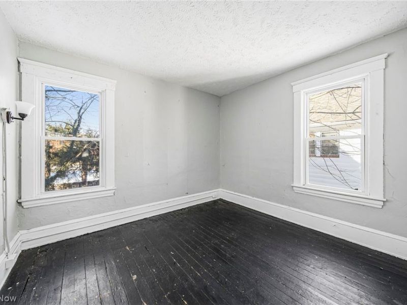 680 E 115th Street, Cleveland, OH 44108 Photo 23