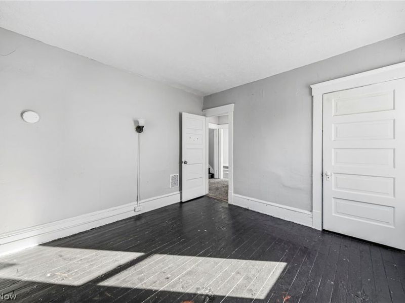 680 E 115th Street, Cleveland, OH 44108 Photo 25