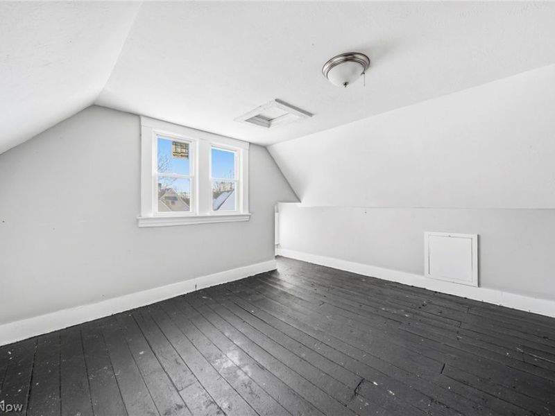 680 E 115th Street, Cleveland, OH 44108 Photo 30