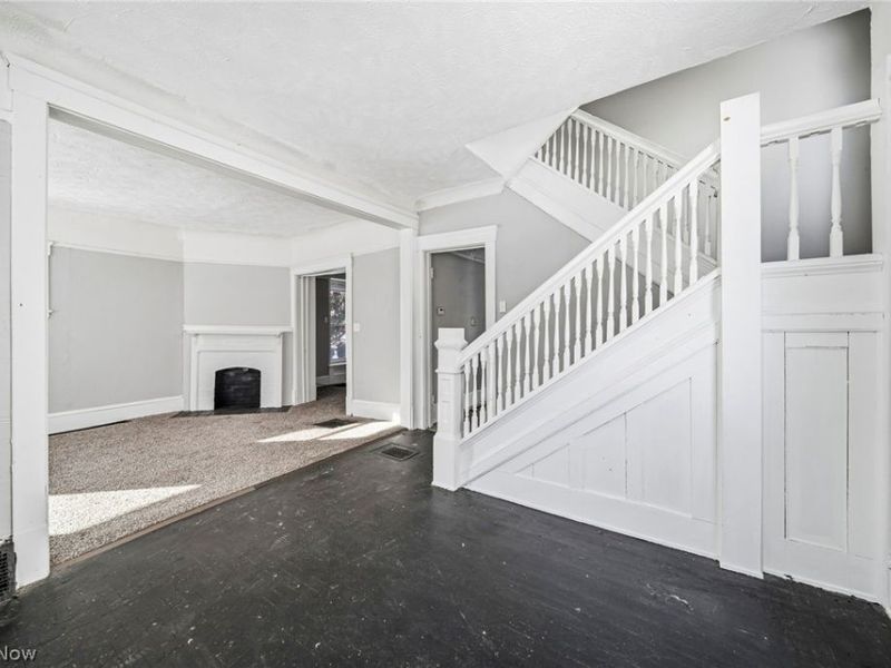 680 E 115th Street, Cleveland, OH 44108 Photo 6