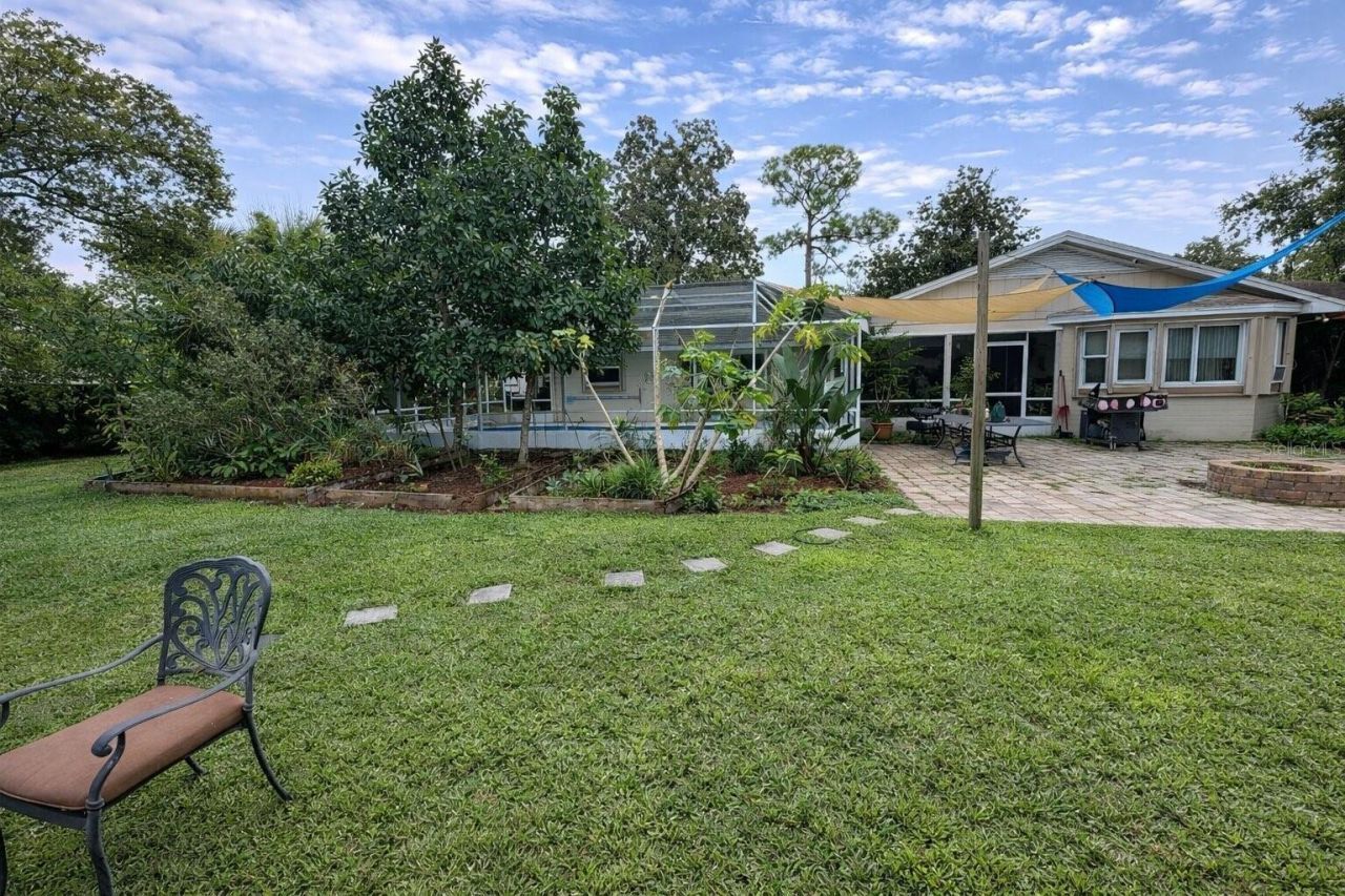321 Roslyn Avenue, New Smyrna Beach, FL 32168 Photo